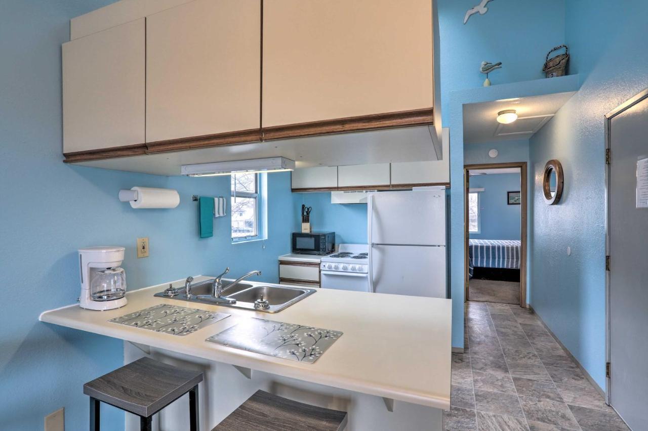 Condo With Balcony, Dock And Access To Lake Erie Sand Beach Bagian luar foto
